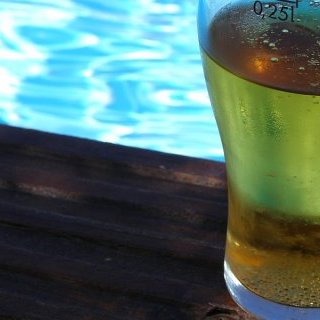 Bière et piscine — 24 août 2009